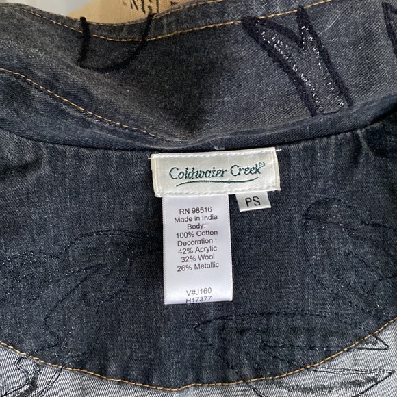 Black faded or grayish embroidery denim jacket - Picture 8 of 10